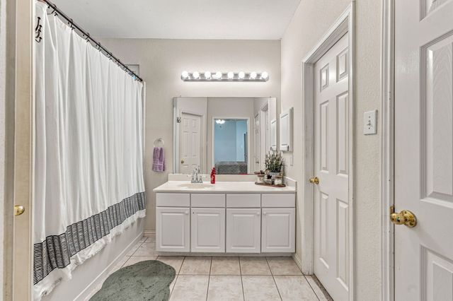 6913 Chaco Trail, Fort Worth, TX 76137