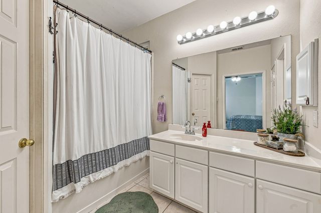 6913 Chaco Trail, Fort Worth, TX 76137