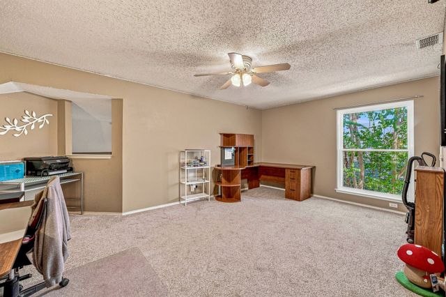6913 Chaco Trail, Fort Worth, TX 76137