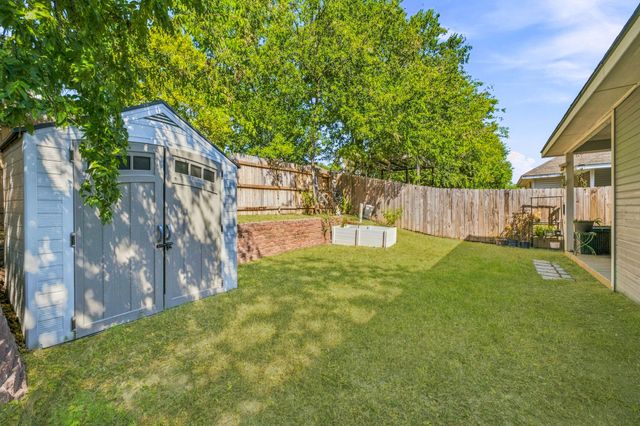 6913 Chaco Trail, Fort Worth, TX 76137
