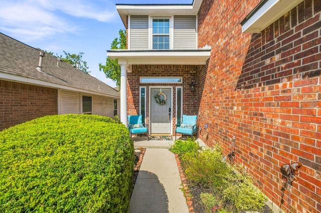 6913 Chaco Trail, Fort Worth, TX 76137