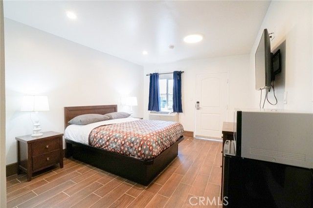 3101 E Pacific Coast, Signal Hill, CA 90755