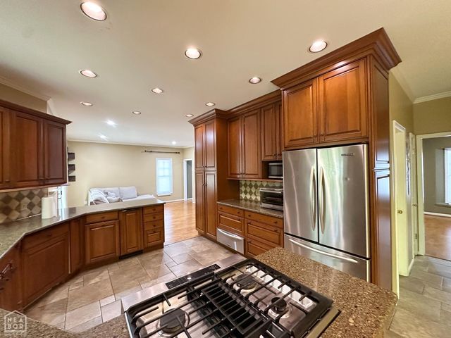 2307 Morningside Drive, Jonesboro, AR 72404