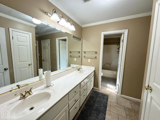 2307 Morningside Drive, Jonesboro, AR 72404