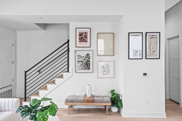 2805 McCurdy ST 10, Austin, TX 78723