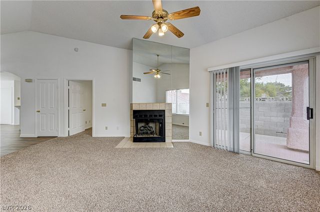 6537 Old Oxford Avenue, Las Vegas, NV 89108