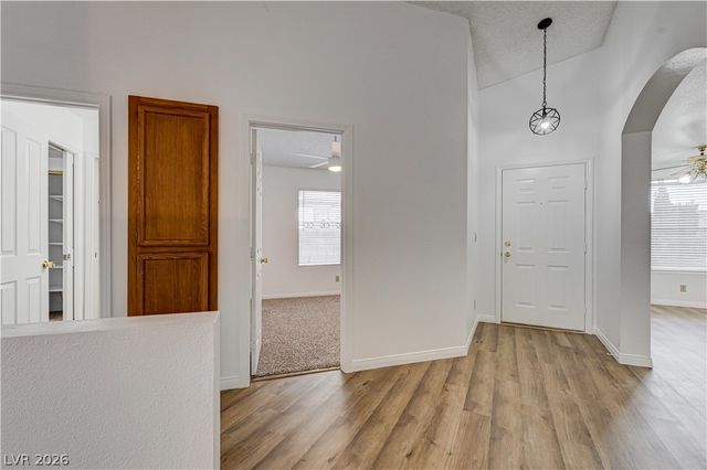6537 Old Oxford Avenue, Las Vegas, NV 89108