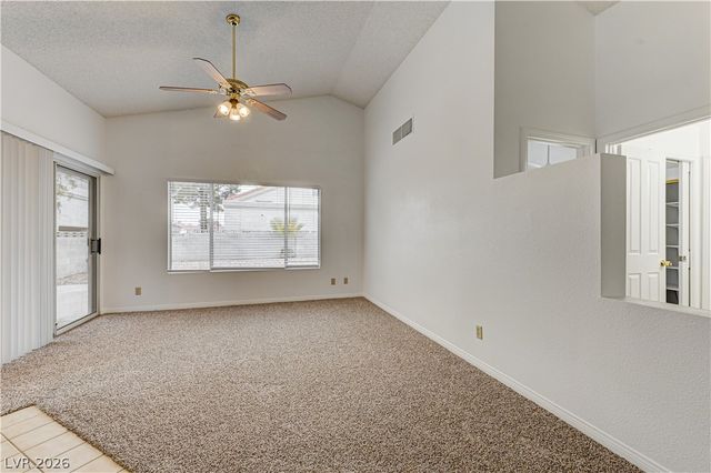6537 Old Oxford Avenue, Las Vegas, NV 89108