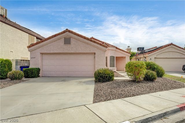6537 Old Oxford Avenue, Las Vegas, NV 89108