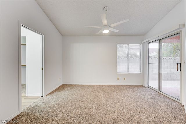 6537 Old Oxford Avenue, Las Vegas, NV 89108