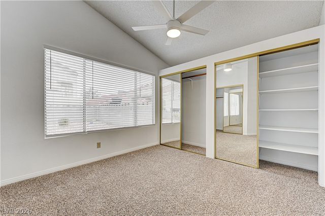 6537 Old Oxford Avenue, Las Vegas, NV 89108