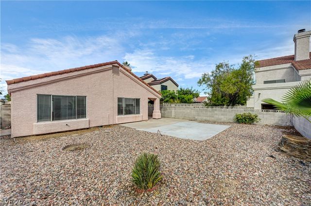 6537 Old Oxford Avenue, Las Vegas, NV 89108