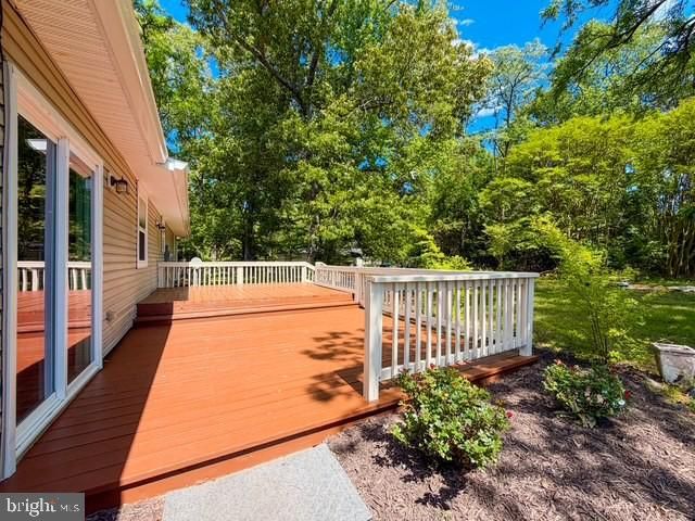 10232 HUDSON LN, King George, VA 22485