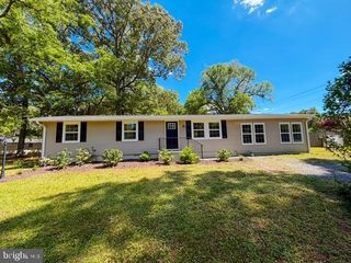 10232 HUDSON LN, King George, VA 22485