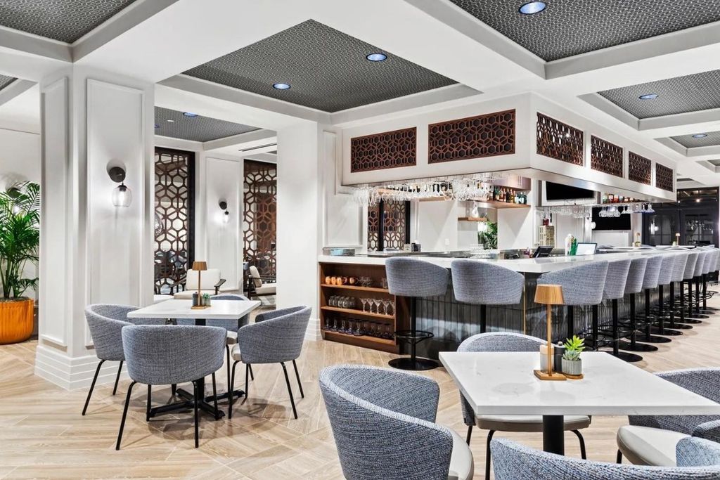 Image 52 of property listing at 7683 Old Thyme Court 8C, Parkland, FL 33076