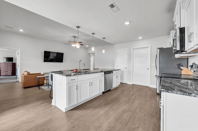 441 Pomeroy Drive, Clarksville, TN 37042