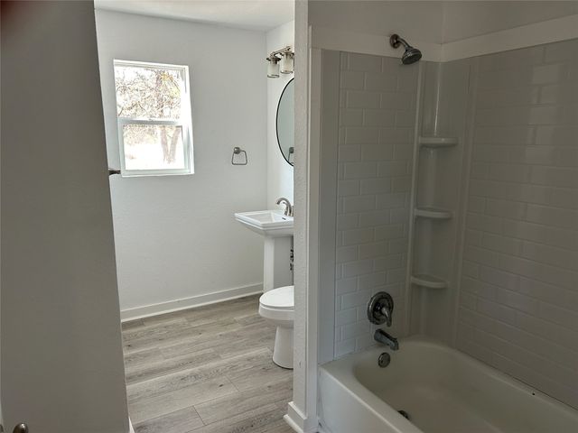 2612 S Oak Trail, Granbury, TX 76048