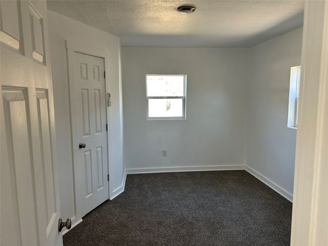 2612 S Oak Trail, Granbury, TX 76048