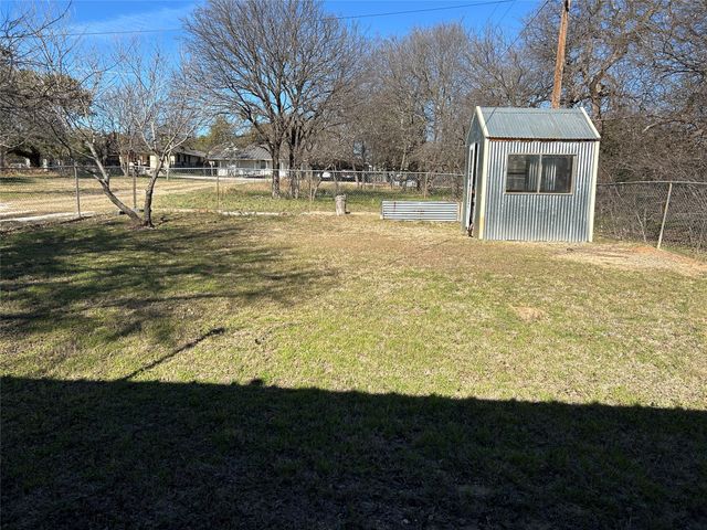 2612 S Oak Trail, Granbury, TX 76048