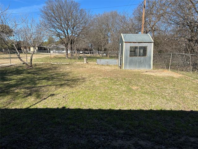 2612 S Oak Trail, Granbury, TX 76048