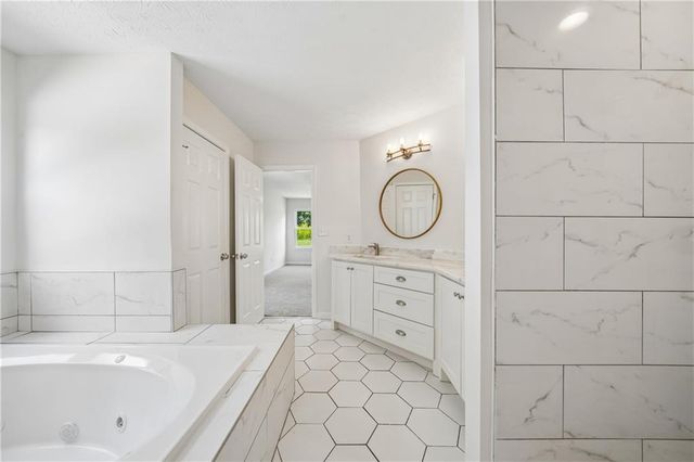 3725 Bradford Walk Trail, Buford, GA 30519