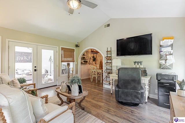 106 A Cottage Circle, Elizabethtown, KY 42701