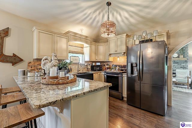 106 A Cottage Circle, Elizabethtown, KY 42701