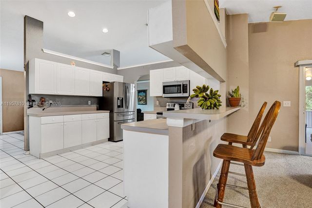 14808 N 69th St N, Loxahatchee, FL 33470