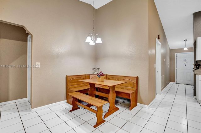 14808 N 69th St N, Loxahatchee, FL 33470