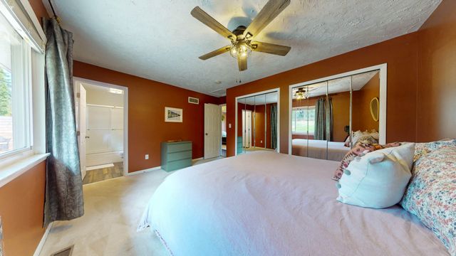 225 Valley Drive, Ypsilanti Twp, MI 48197