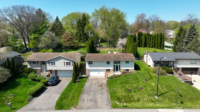 225 Valley Drive, Ypsilanti Twp, MI 48197