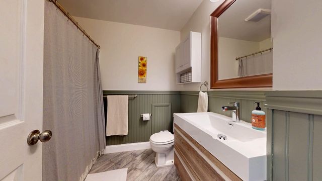 225 Valley Drive, Ypsilanti Twp, MI 48197