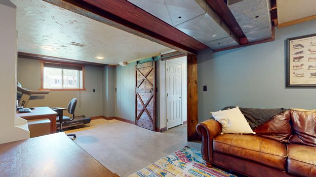 225 Valley Drive, Ypsilanti Twp, MI 48197
