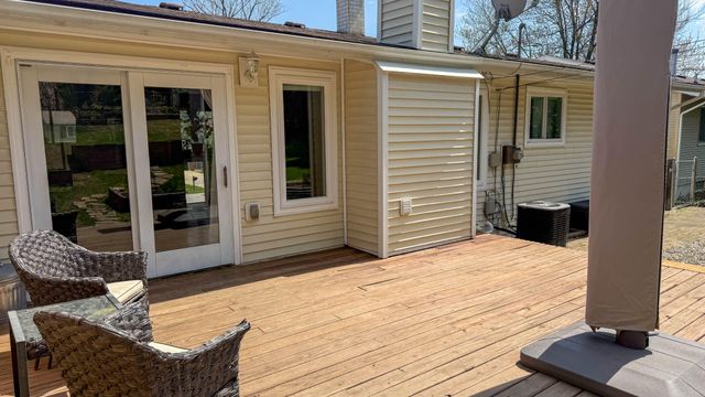 225 Valley Drive, Ypsilanti Twp, MI 48197