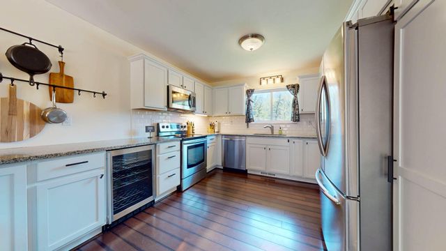 225 Valley Drive, Ypsilanti Twp, MI 48197