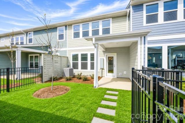 10116 Mamillion Drive, Huntersville, NC 28078