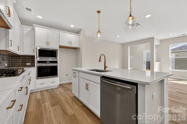 10116 Mamillion Drive, Huntersville, NC 28078