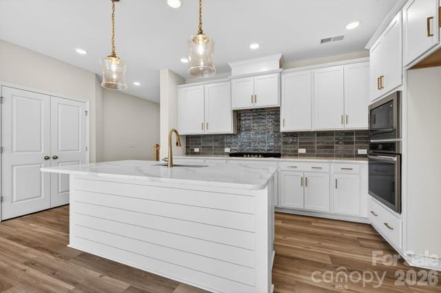 10116 Mamillion Drive, Huntersville, NC 28078