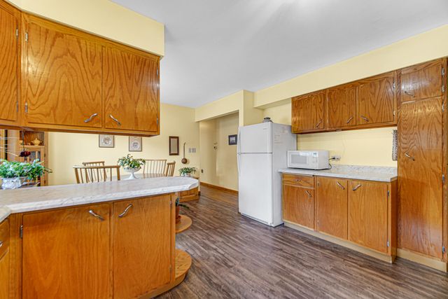 1001 W 39th Avenue, Hobart, IN 46342