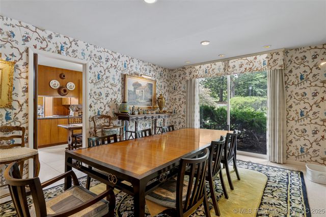 4722 S Yorktown Place, Tulsa, OK 74105