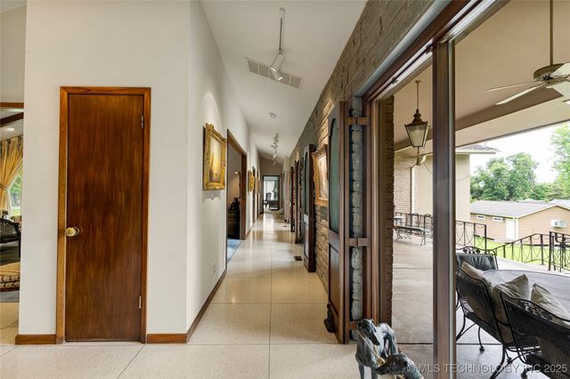 4722 S Yorktown Place, Tulsa, OK 74105