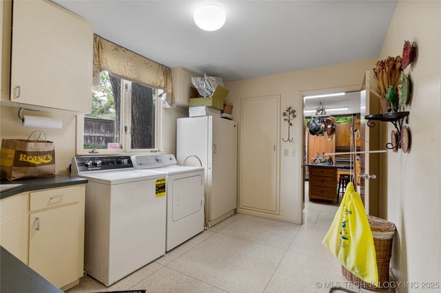 4722 S Yorktown Place, Tulsa, OK 74105