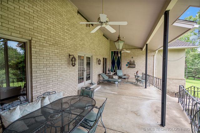 4722 S Yorktown Place, Tulsa, OK 74105