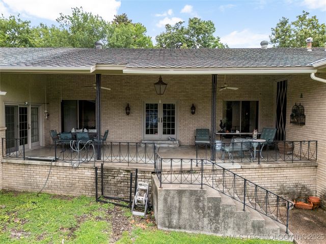 4722 S Yorktown Place, Tulsa, OK 74105