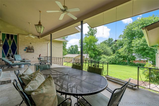 4722 S Yorktown Place, Tulsa, OK 74105