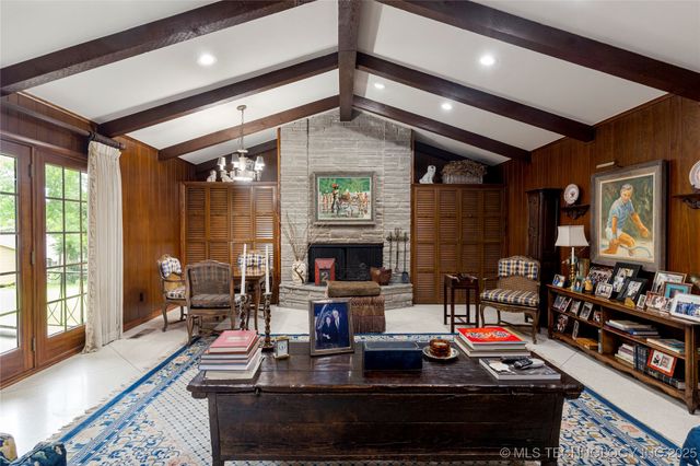 4722 S Yorktown Place, Tulsa, OK 74105