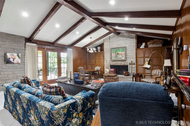 4722 S Yorktown Place, Tulsa, OK 74105