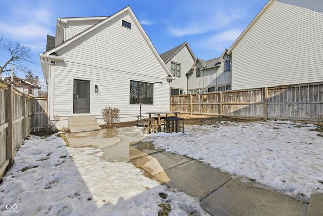 2301 Nowland Avenue, Indianapolis, IN 46201