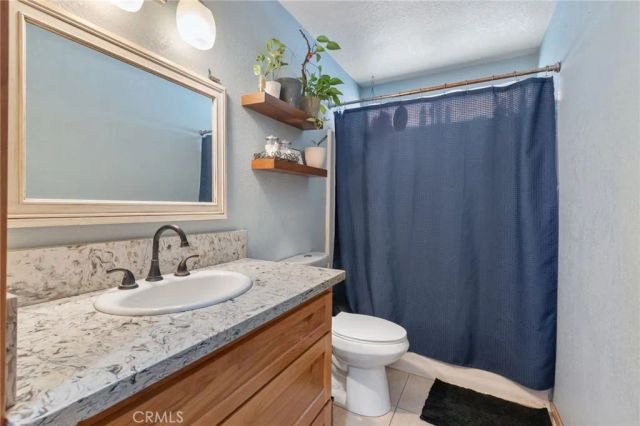 15177 Greenrock Avenue, Lancaster, CA 93535