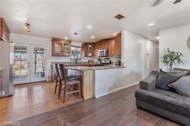 15177 Greenrock Avenue, Lancaster, CA 93535